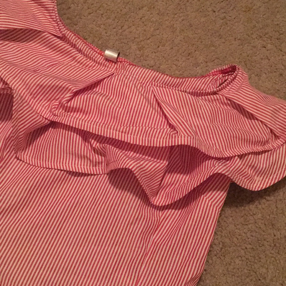 Off shoulder blouse - Picture 2 of 3